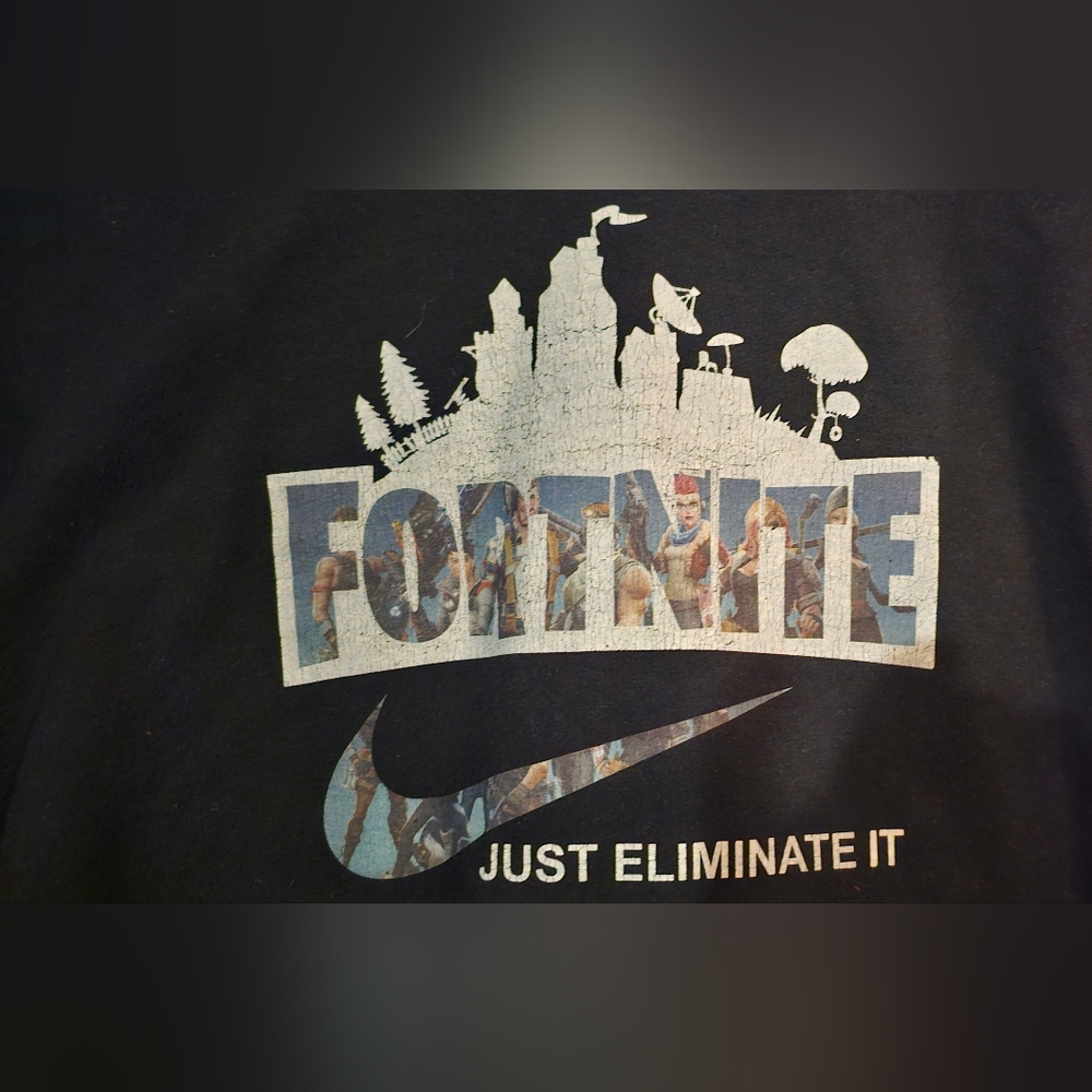 Youth large hoodie - Picture 2 of 3